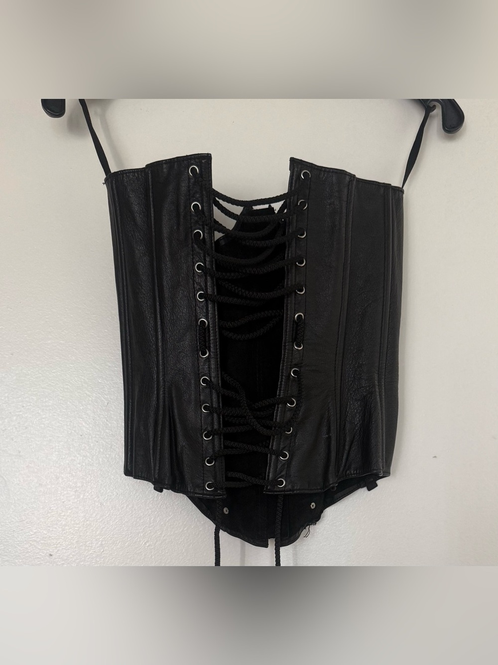 Allure  lingerie Leather Corset - Picture 4 of 9